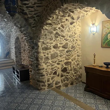 Casa Bacot Canneto (Lipari)